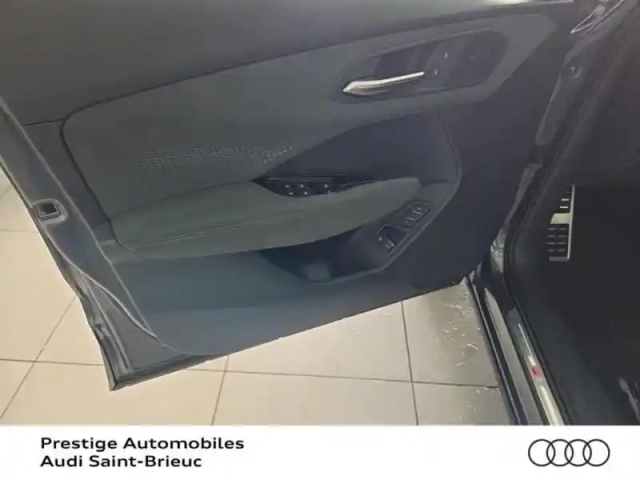 Audi Q3 1.5 e-hybrid 272ch s line s tronic 6 — photo 11