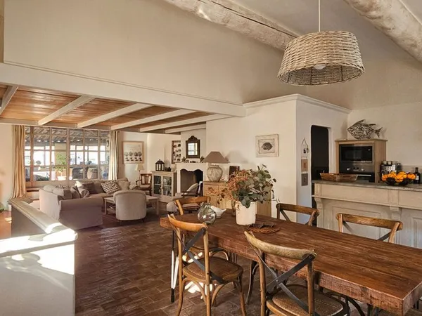 Maison 5 pièces 140 m²