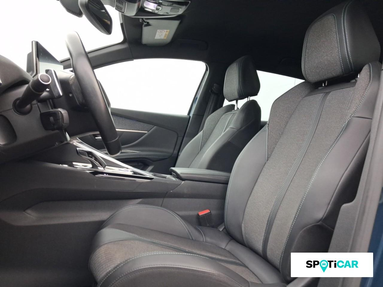 Peugeot 3008 plug-in hybrid 225ch allure pack e-eat8 — photo 9