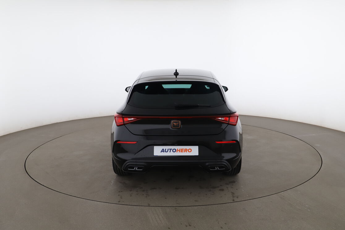 Cupra Leon 1.5 eTSI V DSG7 — photo 4