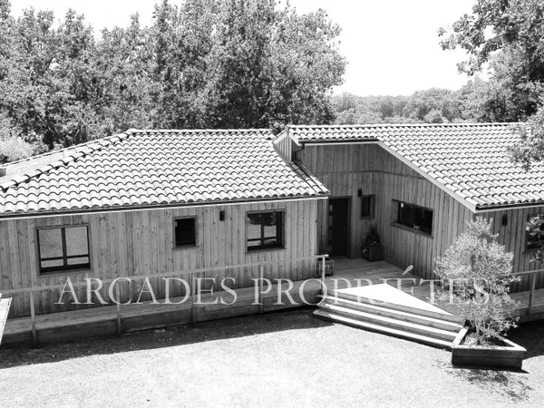 Maison 7 pièces 165 m²