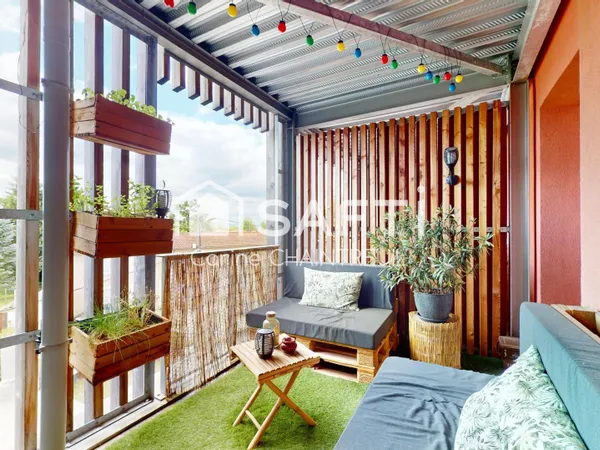 MIONS CENTRE - T2 COSY AVEC TERRASSE ET GARAGE