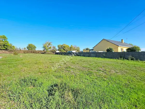 Terrain A VENDRE à Vair Sur Loire, 5 minutes d'ANCENIS.