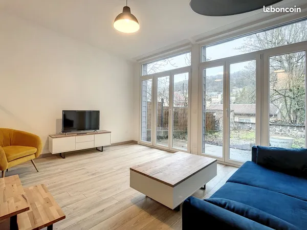 Jolie maison meuble
