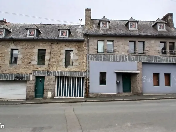 Maison 8 pièces 203 m²