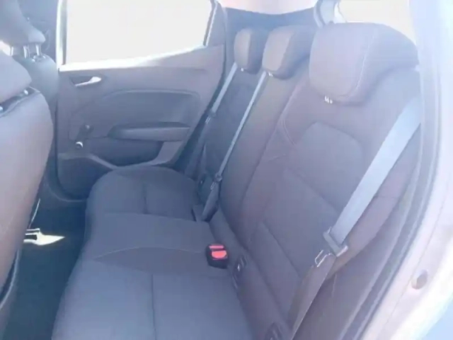 Renault Clio 1.0 tce 90ch evolution — photo 12