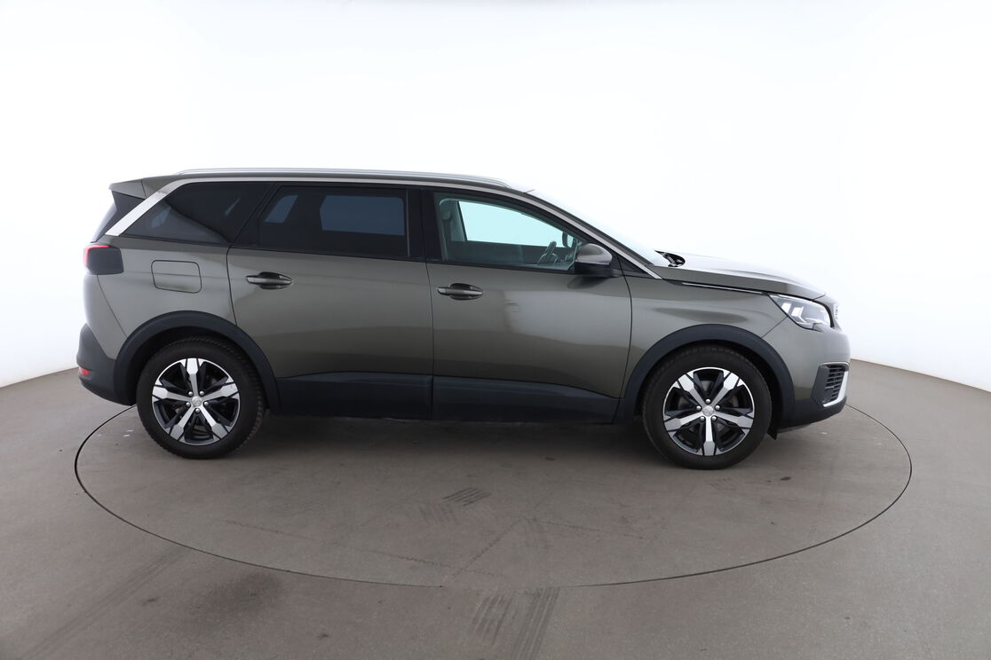 Peugeot 5008 1.6 Blue-HDi Active EAT6 — photo 6