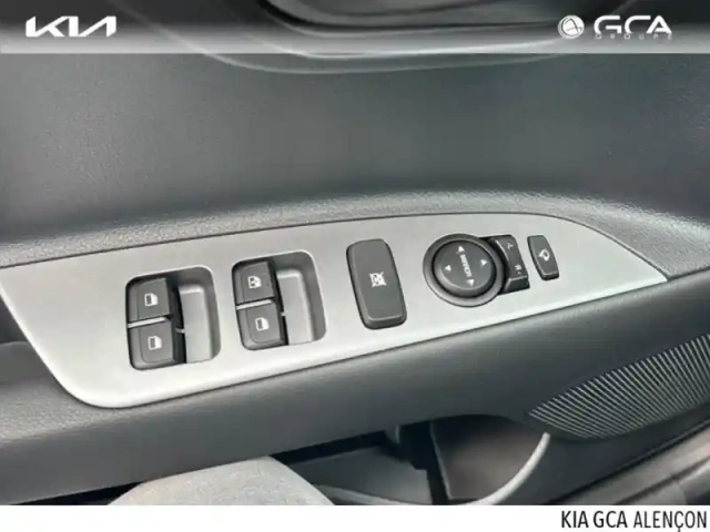 Kia Stonic 1.0 t-gdi 100ch gt line dct7 — photo 12