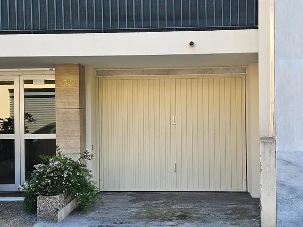 Parking 35 m²