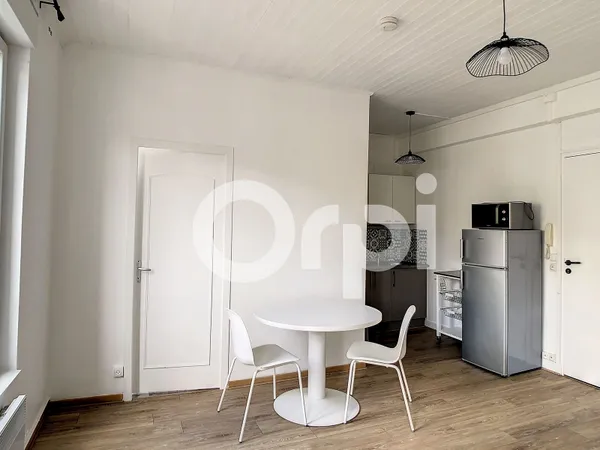Studio 1 pièce 26 m²