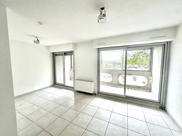 Studio 1 pièce 30 m²