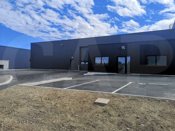 AL - Secteur AURAY Est Bâtiment de 380m² avec t