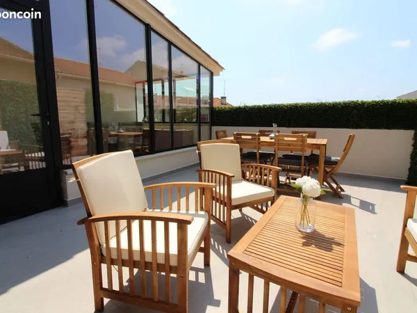 Antibes Centre - Duplex d'Architecte avec Terrasse et (Garage)