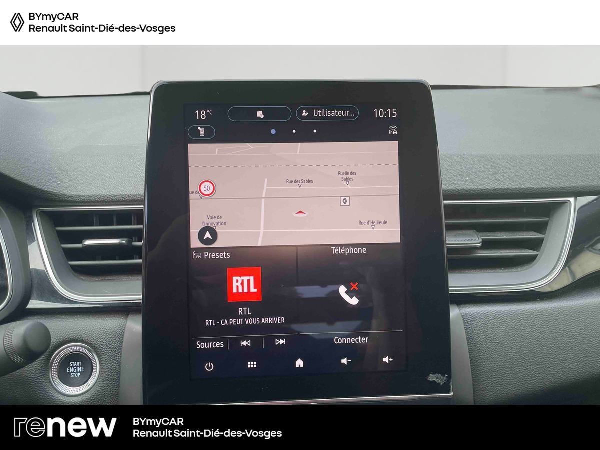 Renault Captur E-Tech 145 — photo 16