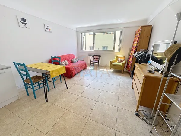 CANNES Studio à rénover Fort potentiel d'aménagement et d'