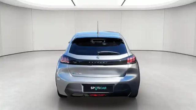 Peugeot 208 electrique 50 kwh 136ch — photo 4