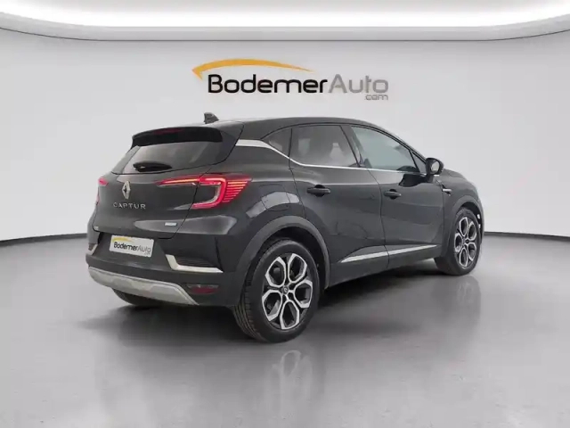 Renault Captur e-tech plug-in 160 — photo 72