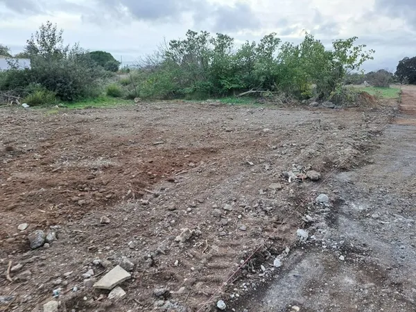 Terrain 350 m²
