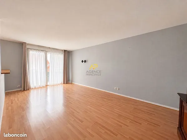 Studio 2 pièces 49 m²