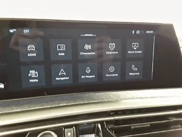Peugeot 3008 hybrid 136 e-dcs6 — photo 51
