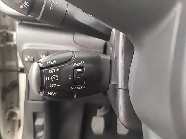 Citroën C3 puretech 83 s&amp;s bvm5 — photo 44
