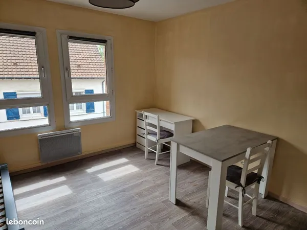 Studio proche université d'Artois