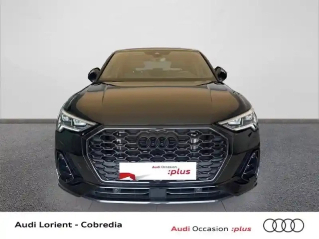 Audi Q3 sportback 35 tfsi 150ch s line s tronic 7 — photo 2