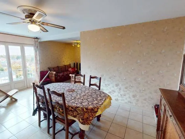 Appartement 6 pièces 96 m²