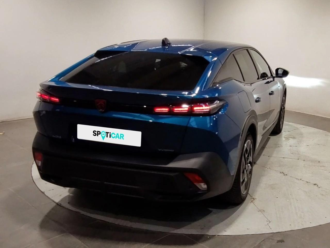 Peugeot 408 phev 225 e-eat8 allure pack — photo 5