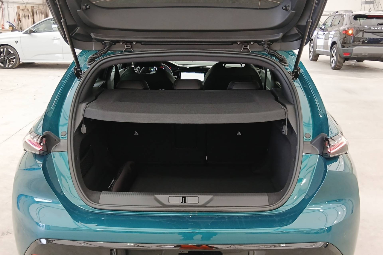 Peugeot 308 — photo 15