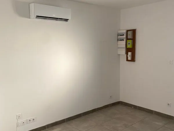 LOCATION Maison de ville