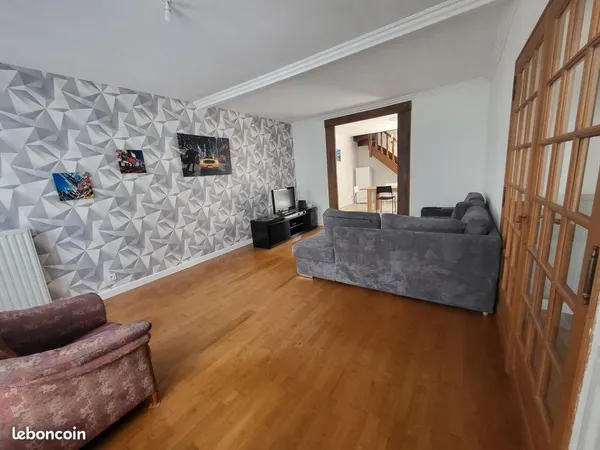 Chambre de 16 m² en colocation - Maison de 200 m² avec jardin - Orléans