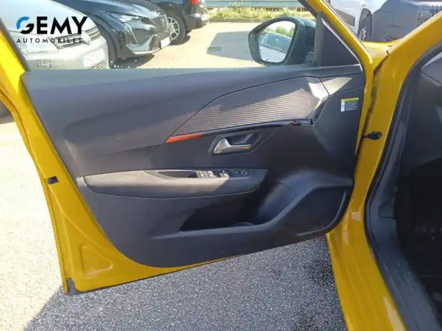 Peugeot 208 electrique 50 kwh 136ch — photo 12