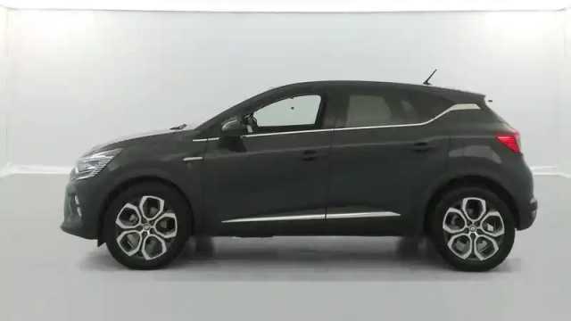 Renault Captur e-tech plug-in 160 - 21 — photo 26