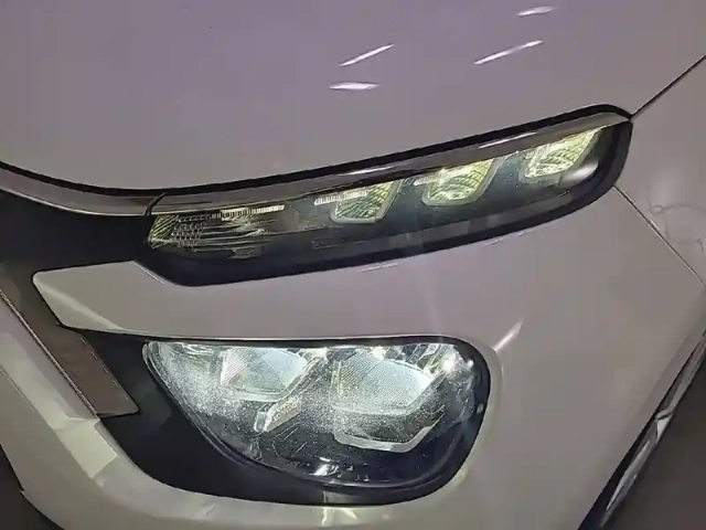 Citroën C3 bluehdi 100 s&amp;s bvm6 — photo 42