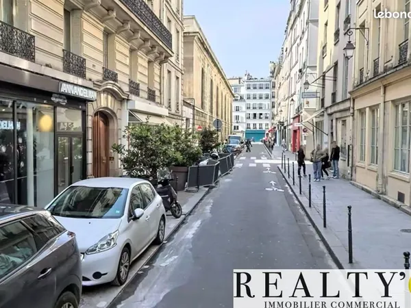 Local commercial 286 m²