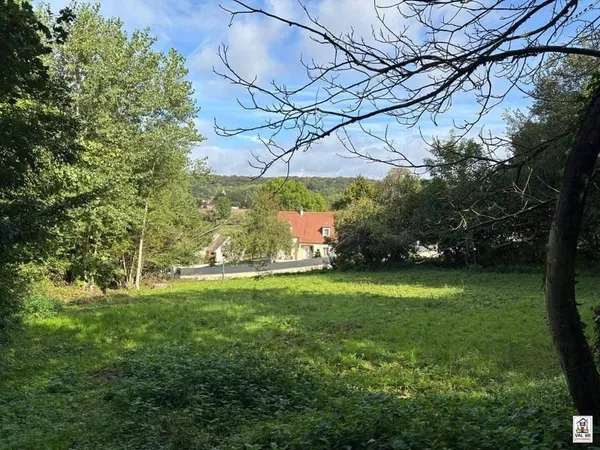 Terrain 1147 m²