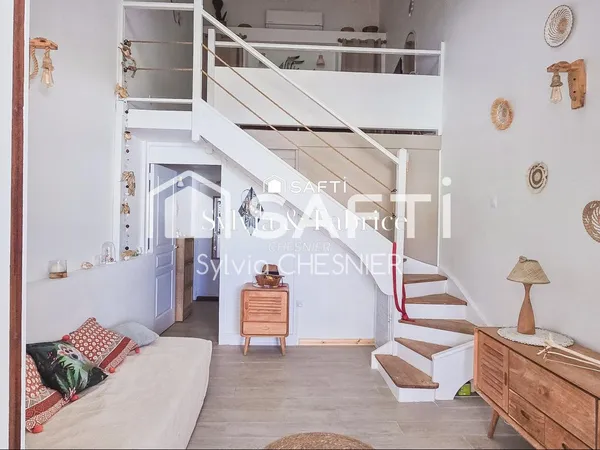 Appartement T2 duplex rénové avec piscine