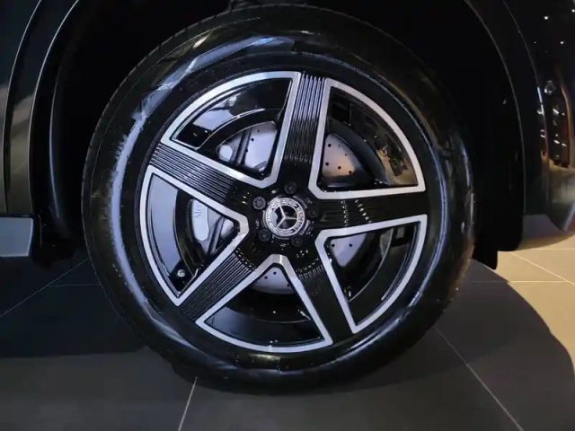 Mercedes Glc coupe 300 e hybrid eq 9g-tronic 4matic — photo 65