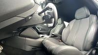 Peugeot 2008 e-2008 156ch 54 kWh GT — photo 9