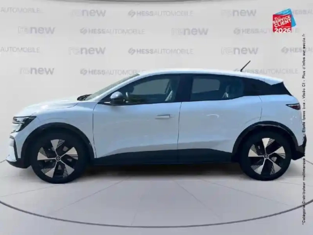 Renault Megane e-tech electric ev60 220ch equilibre super charge — photo 9