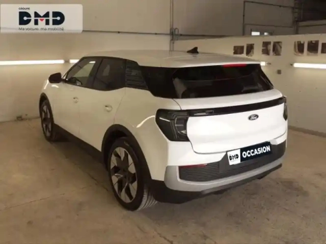 Ford Explorer 286ch extended range 77kwh pack premium rwd — photo 4