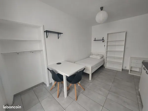 Location studio Lorient 18m²