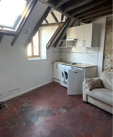 2 pieces prox rue des martyrs