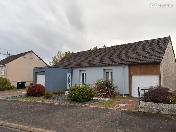 🏡 Maison de plain-pied - 100 m² - 3 chambres - Terrain 560 m² - Yvré-le-Pôlin