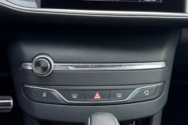 Peugeot 308 1.2 puretech 130ch s&amp;s eat6 — photo 18