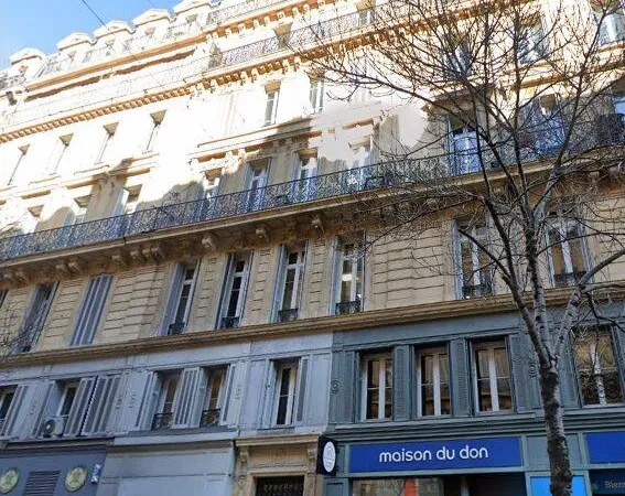 Bureau 2 pièces 309 m²