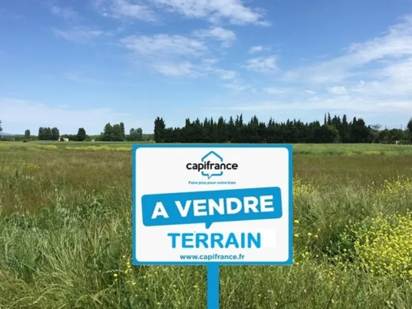 Terrain 239 m²