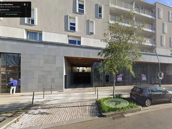 Parking 16 m²
