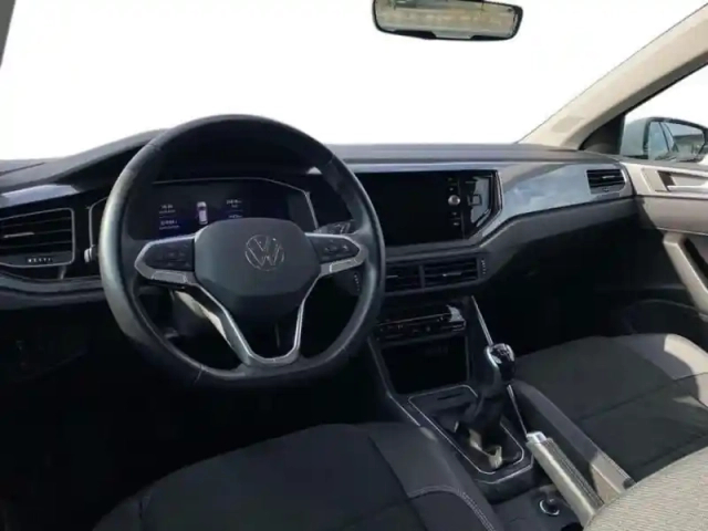 Volkswagen Polo 1.0 tsi 95 s&amp;s bvm5 style — photo 9